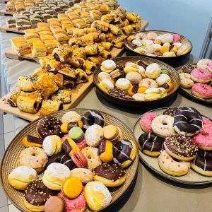 hetverloreneind traiteur hechtel eksel  broodjes  